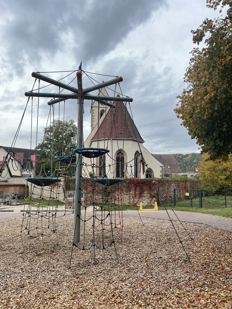 Spielplatz Gäsegarten Neckartenzlingen - Galeriebild 6