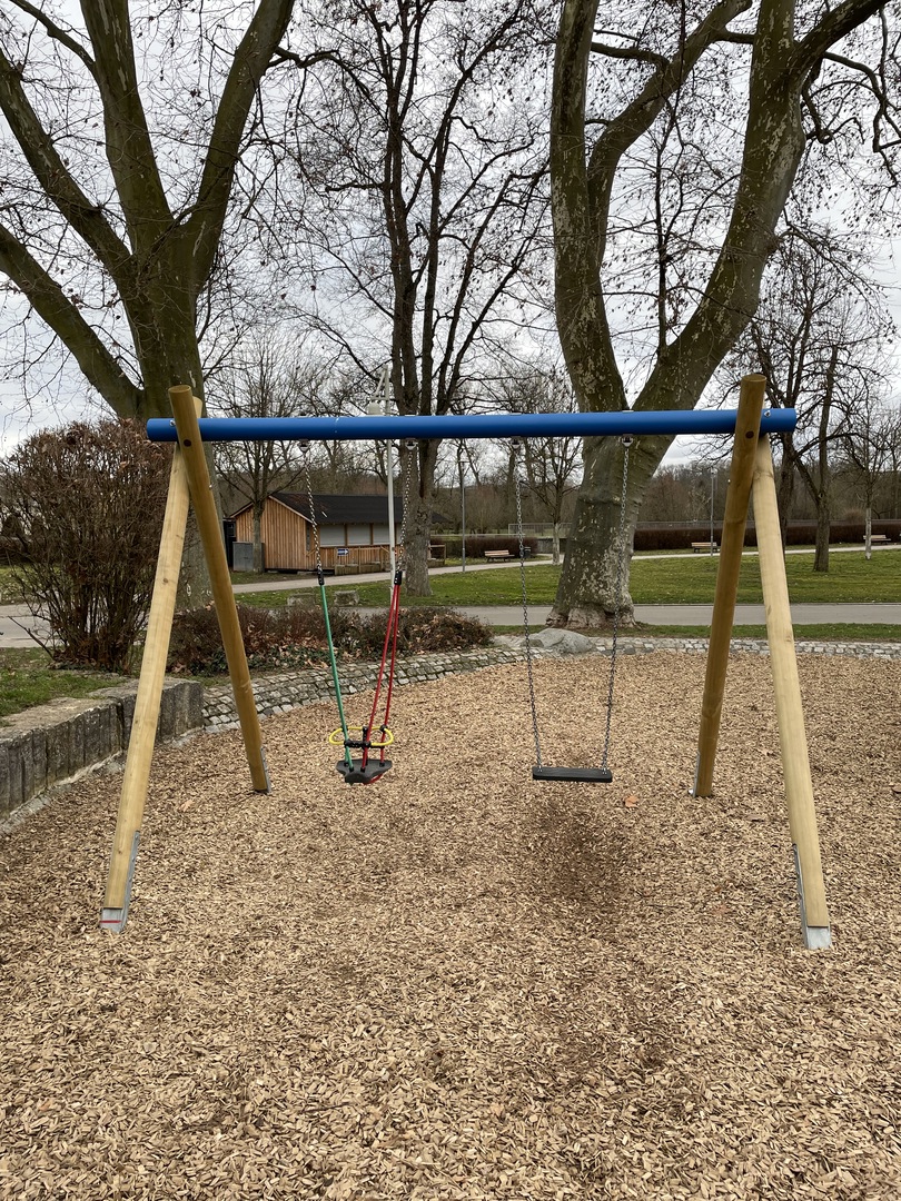 Spielplatz am Schwanengarten Neckartaiflingen - Galeriebild 6